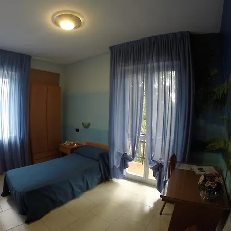 Hotel Flying