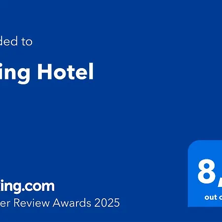 Flying Hotel 3*