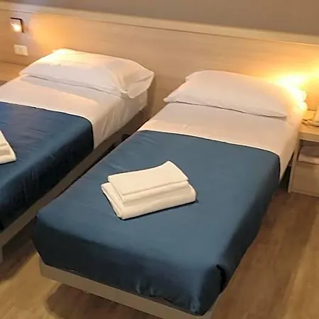 Flying Hotel