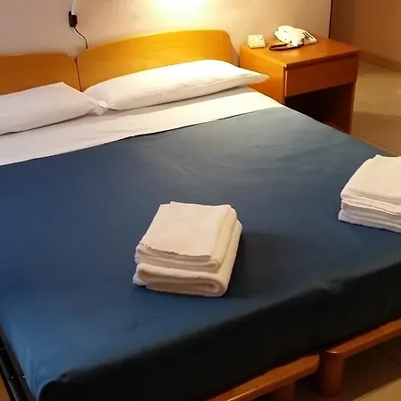Hotel Flying 3*