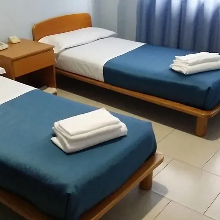 Flying Hotel