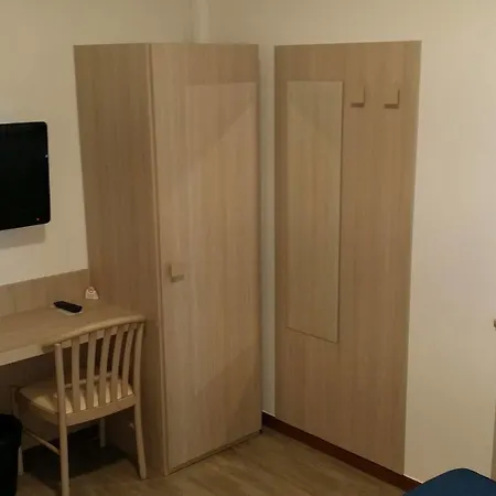 Hotel Flying San Maurizio Canavese