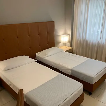 Hotel Flying San Maurizio Canavese