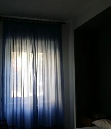 Отель Flying